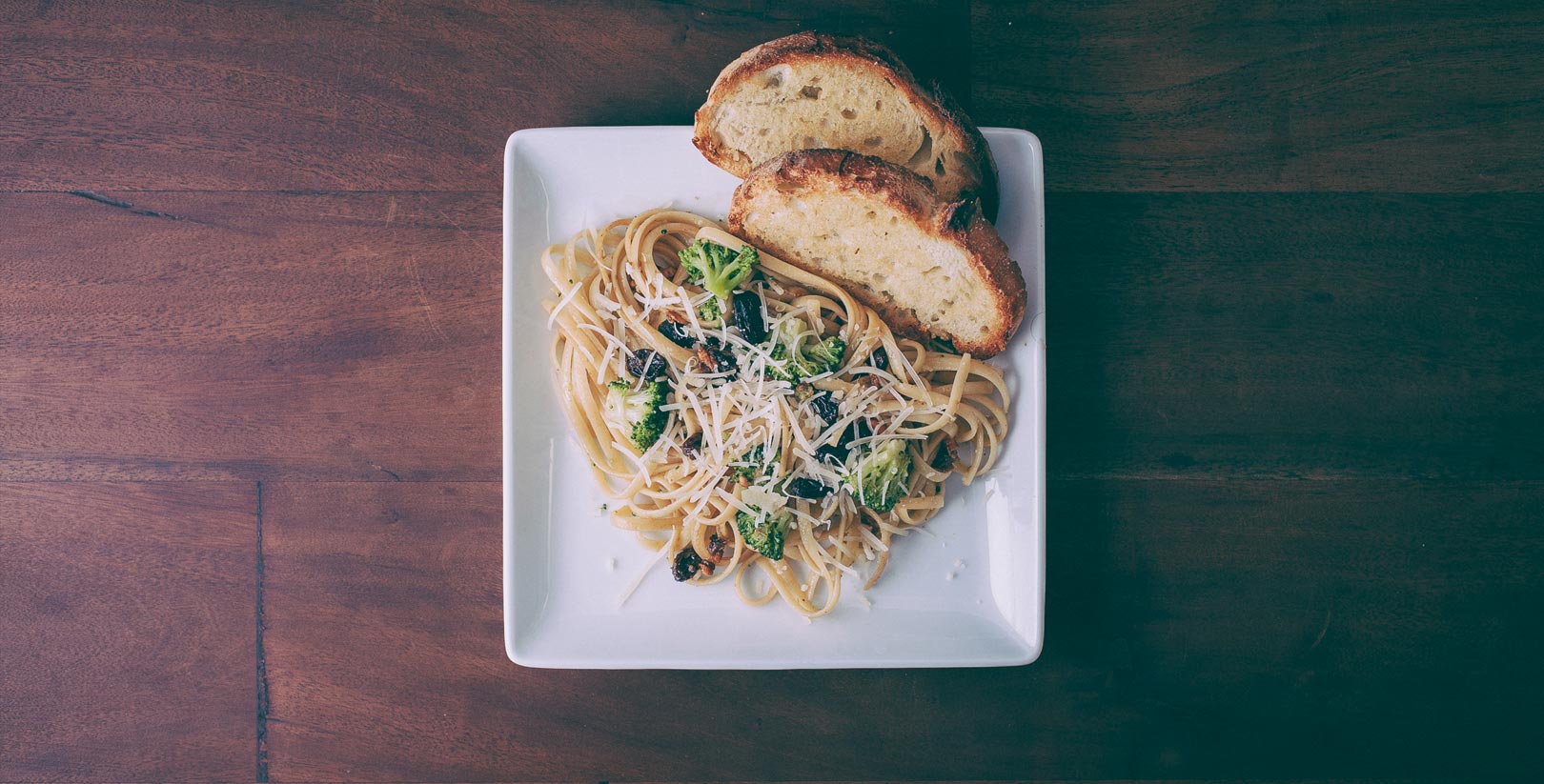 A Lingering Sentiment for Linguine, Garlic, Broccoli & Anchovies